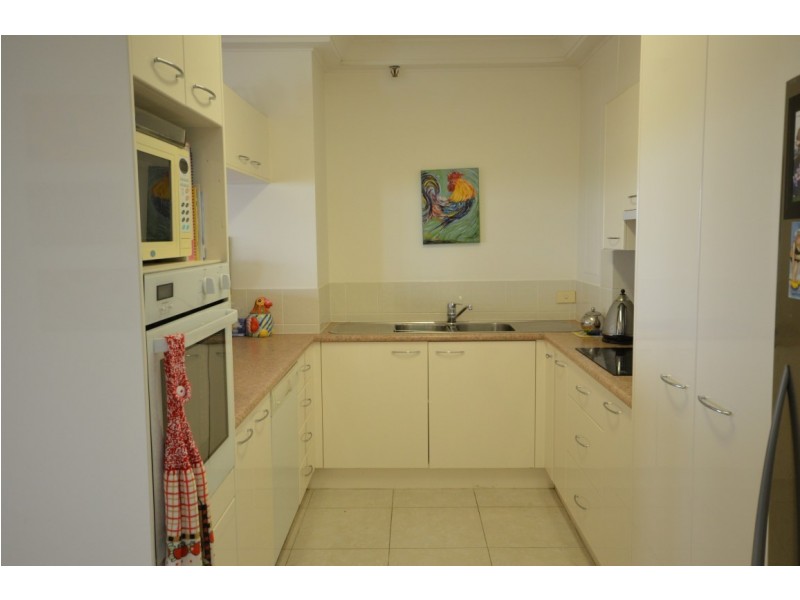 45/2 ‘Atlantis East’ Admiralty Drive, Paradise Waters QLD 4217