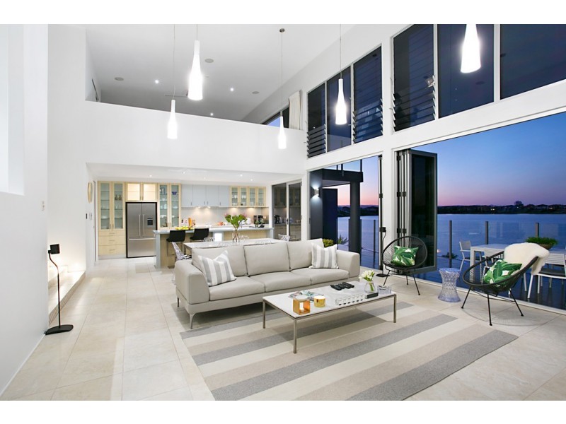 140 Sir Bruce Small Boulevard, Benowa Waters QLD 4217