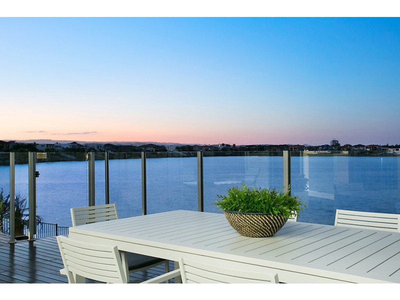 140 Sir Bruce Small Boulevard, Benowa Waters QLD 4217