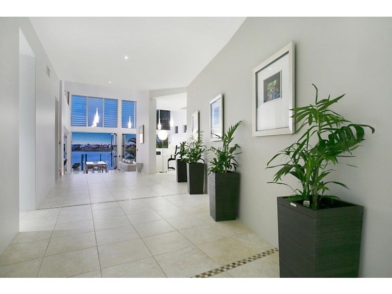 140 Sir Bruce Small Boulevard, Benowa Waters QLD 4217