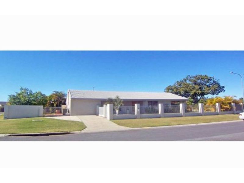 1 Intrepid Drive, Mermaid Waters QLD 4218