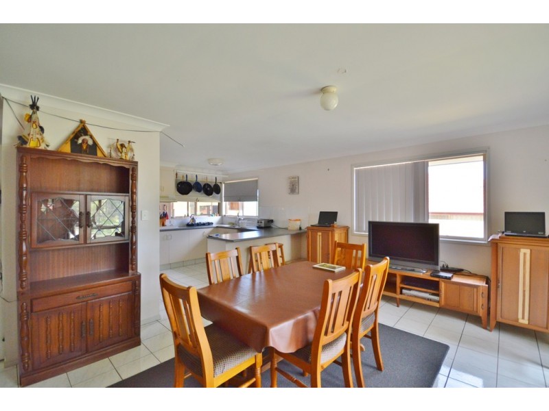 41 Brolga Avenue, Southport QLD 4215