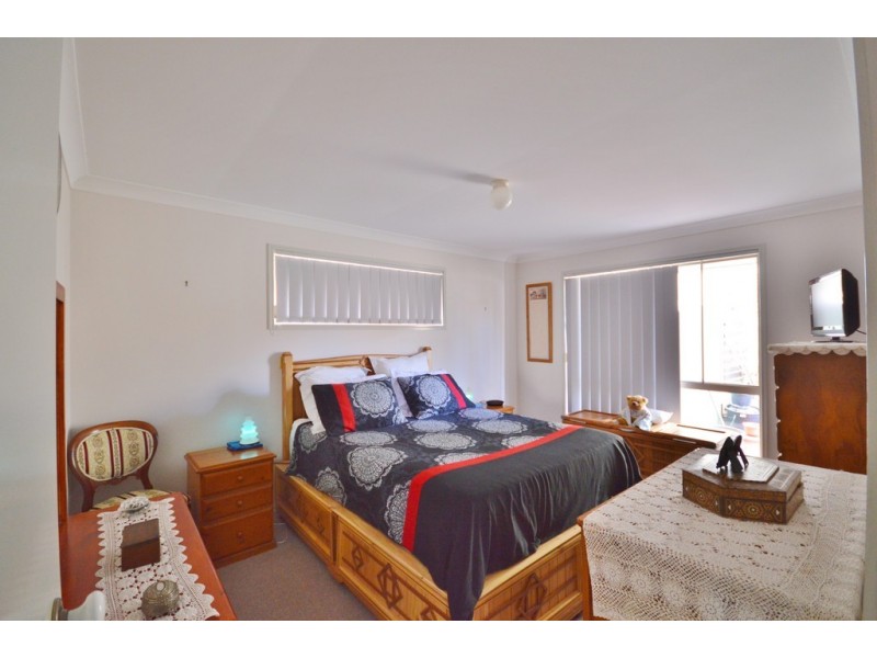 41 Brolga Avenue, Southport QLD 4215