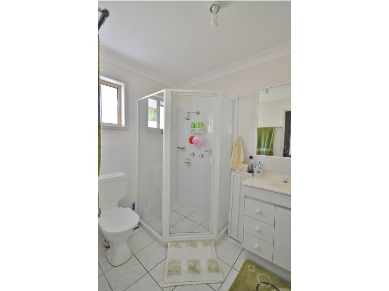 41 Brolga Avenue, Southport QLD 4215