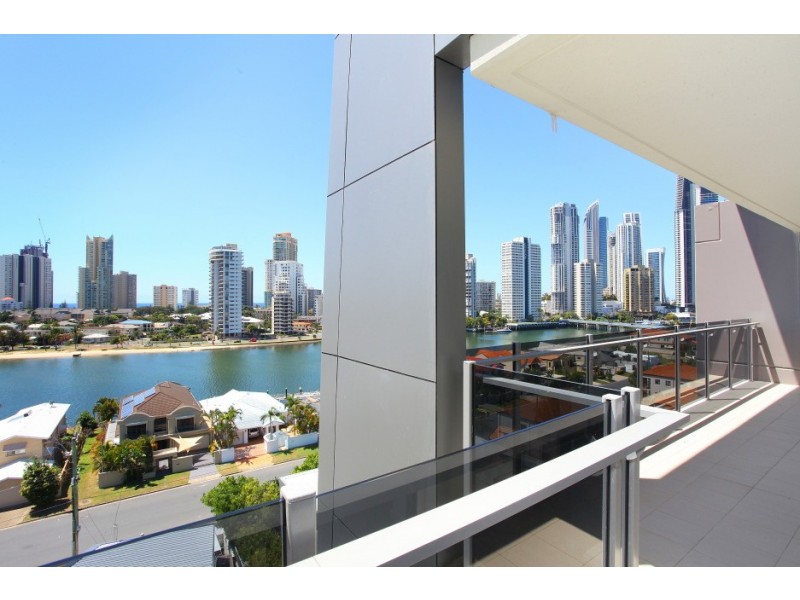 56/53 Darrambal Street, Chevron Island QLD 4217
