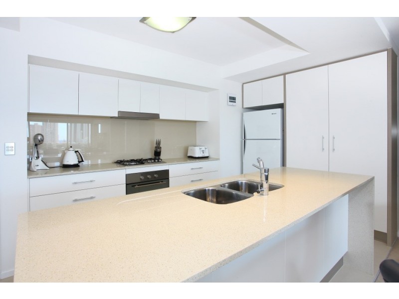 56/53 Darrambal Street, Chevron Island QLD 4217