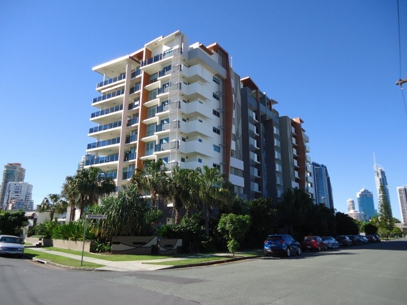 56/53 Darrambal Street, Chevron Island QLD 4217