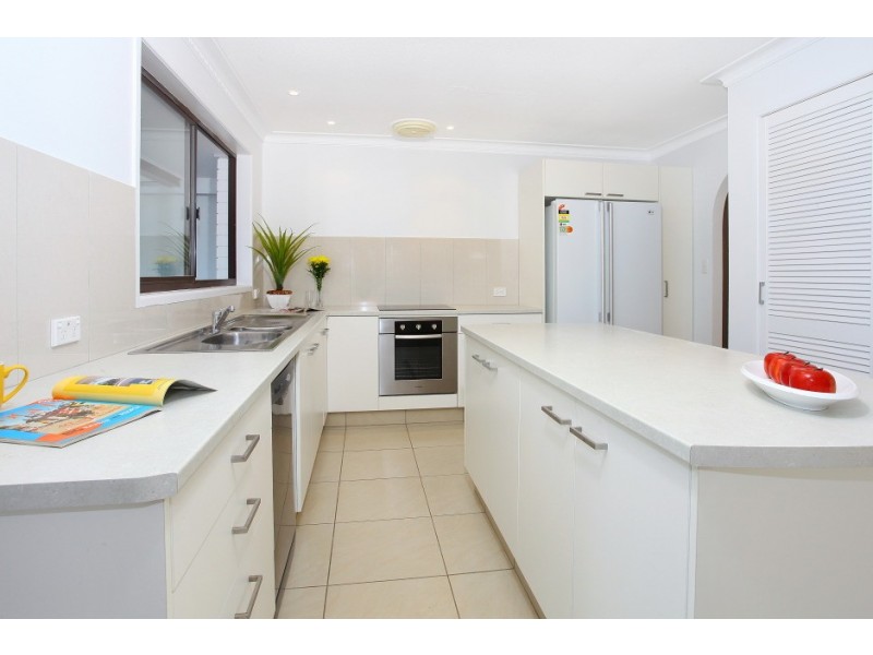 131 Witt Avenue, Carrara QLD 4211