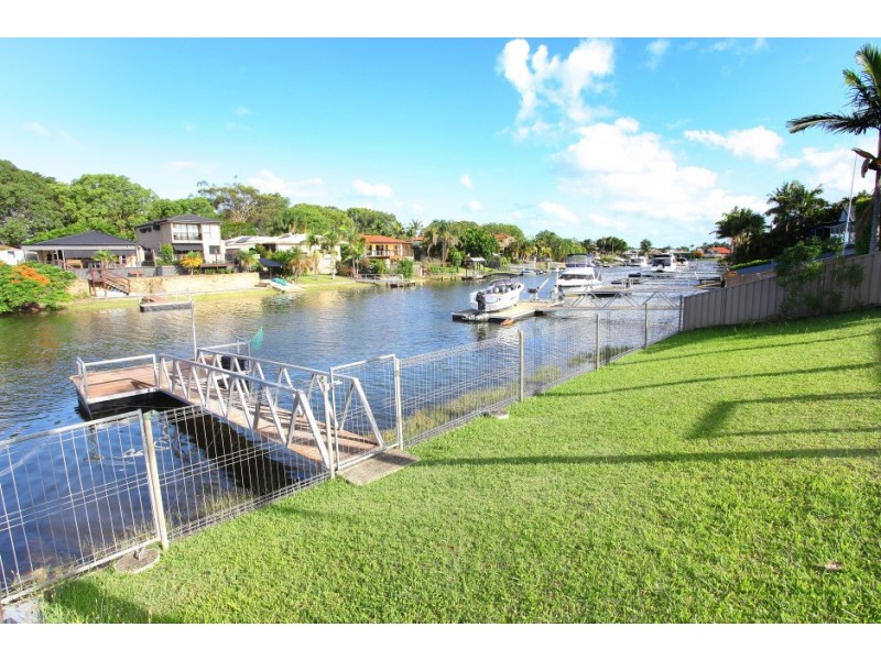 131 Witt Avenue, Carrara QLD 4211