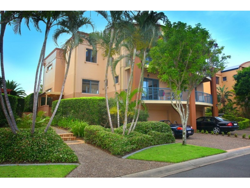 5/117 ‘Lake Hills’ Palm Medows Drive, Carrara QLD 4211