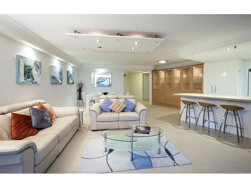 73/45 ‘Gemini Court’ Hayle Street, Burleigh Heads QLD 4220