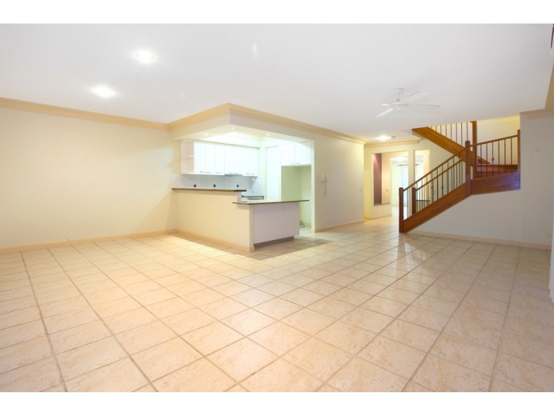 1/51 Sunset Boulevard, Surfers Paradise QLD 4217