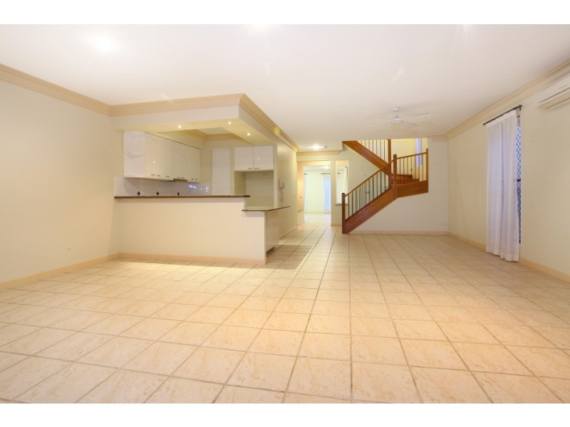 1/51 Sunset Boulevard, Surfers Paradise QLD 4217