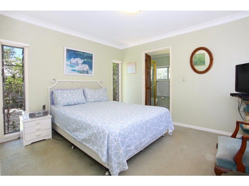 8 Radford Street, Southport QLD 4215