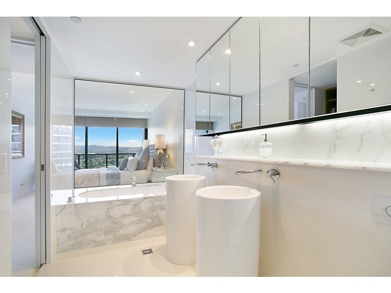 3904/1 ‘The Oracle’ Oracle Boulevard, Broadbeach QLD 4218