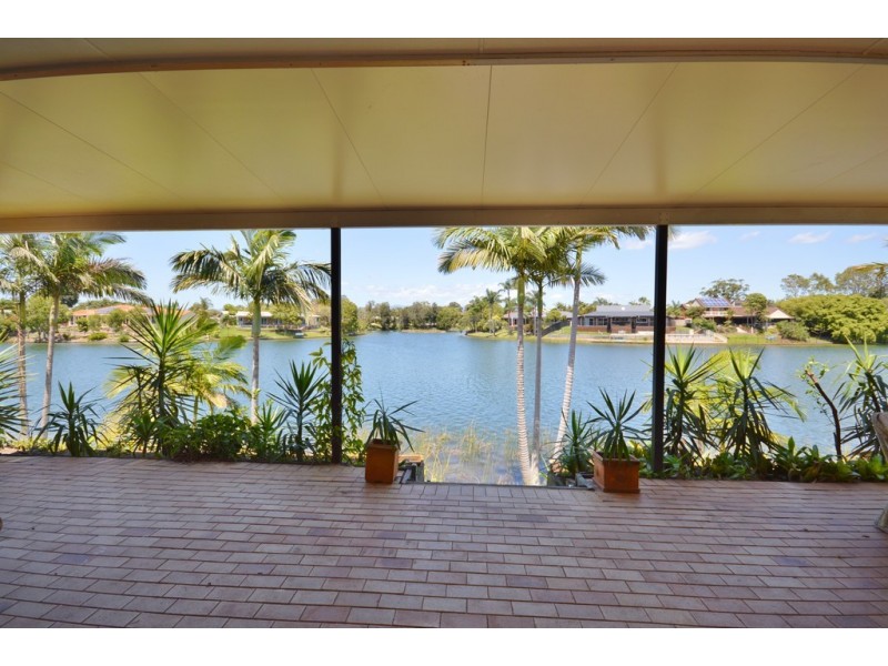 76 Wild Duck Drive, Mermaid Waters QLD 4218