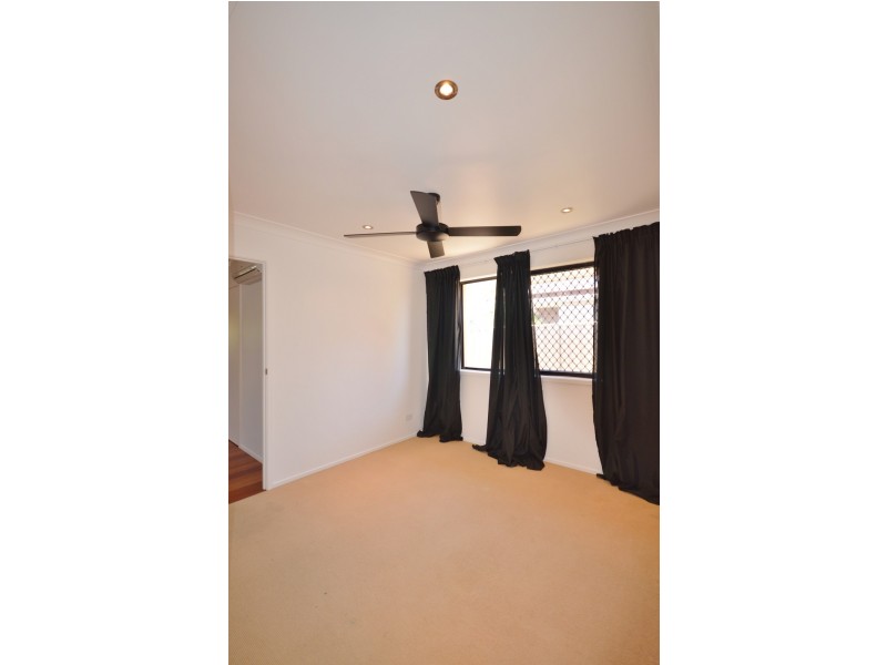 76 Wild Duck Drive, Mermaid Waters QLD 4218