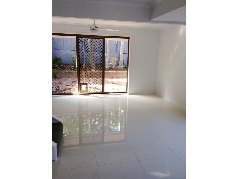 4/57 Benowa Road, Southport QLD 4215