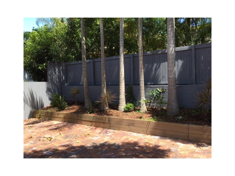 4/57 Benowa Road, Southport QLD 4215