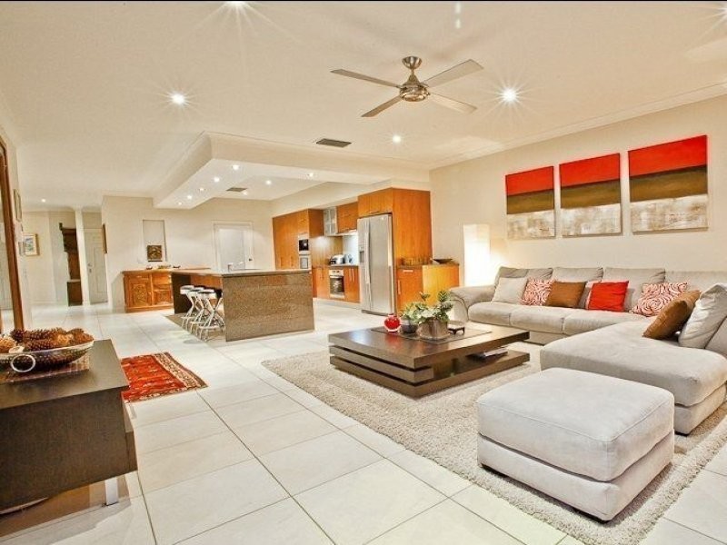 48 Charolais Crescent, Benowa Waters QLD 4217