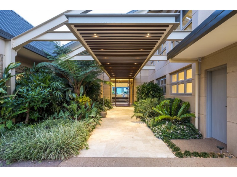 105 Wongawallan Road, Tamborine Mountain QLD 4272