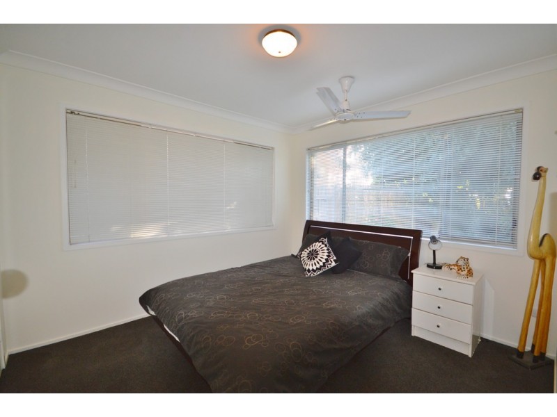 9 Claymore Crescent, Sorrento QLD 4217