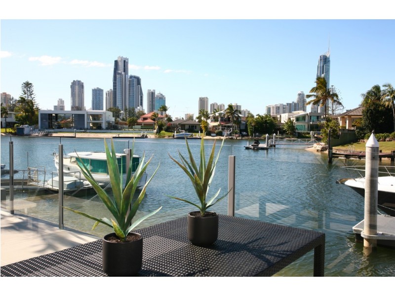 91 Gibraltar Drive, Isle Of Capri QLD 4217