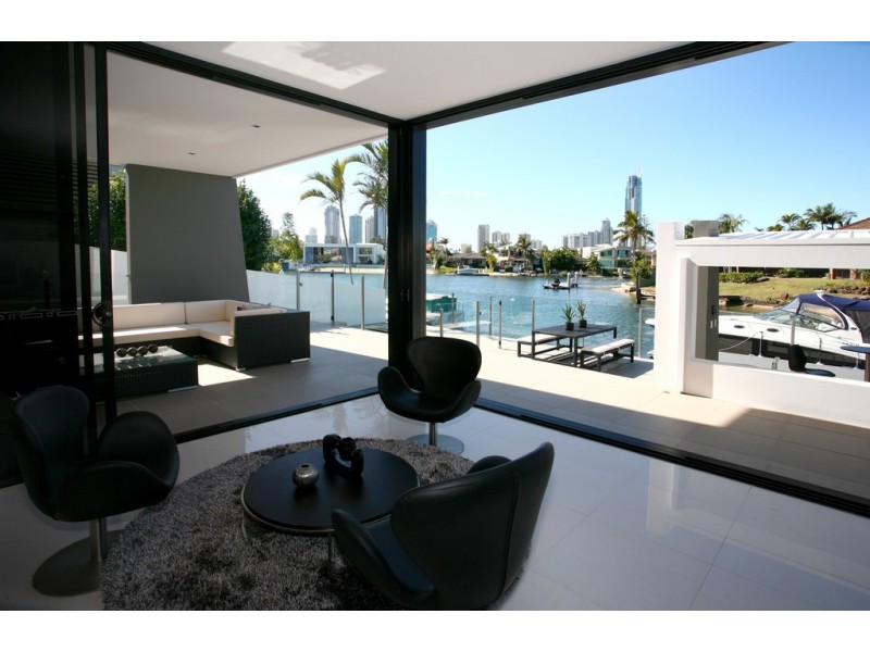 91 Gibraltar Drive, Isle Of Capri QLD 4217