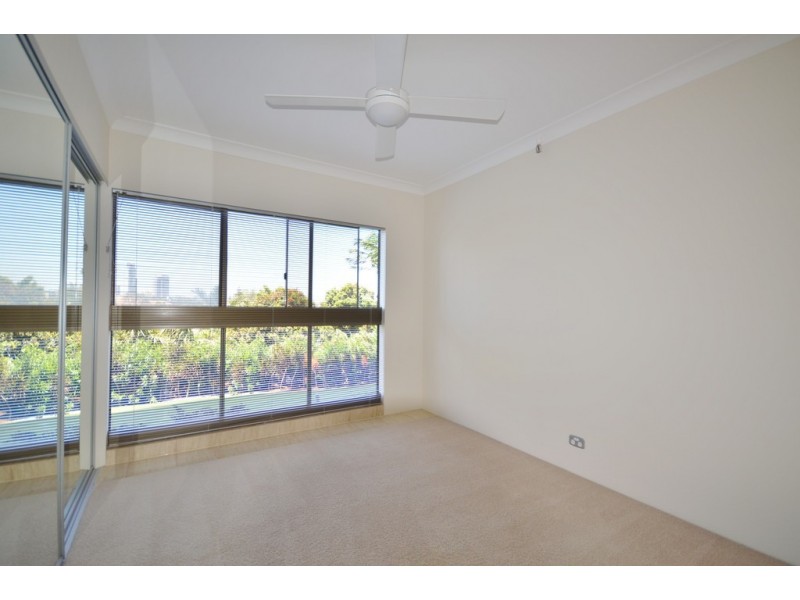 7/2 Admirality Drive, Surfers Paradise QLD 4217