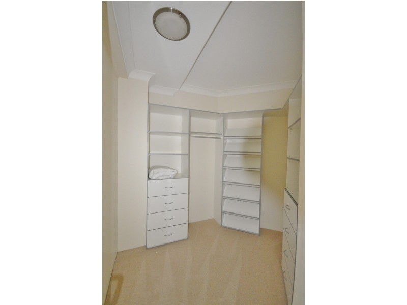 7/2 Admirality Drive, Surfers Paradise QLD 4217