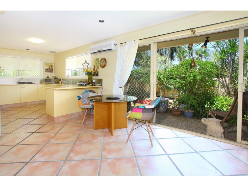 1/12 Wildwood Court, Surfers Paradise QLD 4217