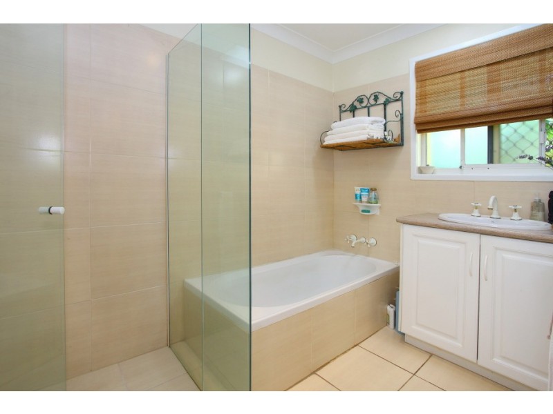 1/12 Wildwood Court, Surfers Paradise QLD 4217