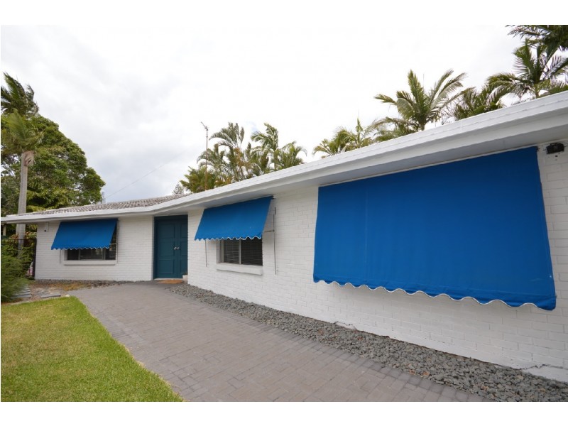 11 The Lido, Isle Of Capri QLD 4217