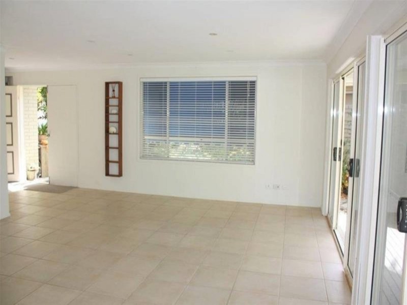 11 The Lido, Isle Of Capri QLD 4217