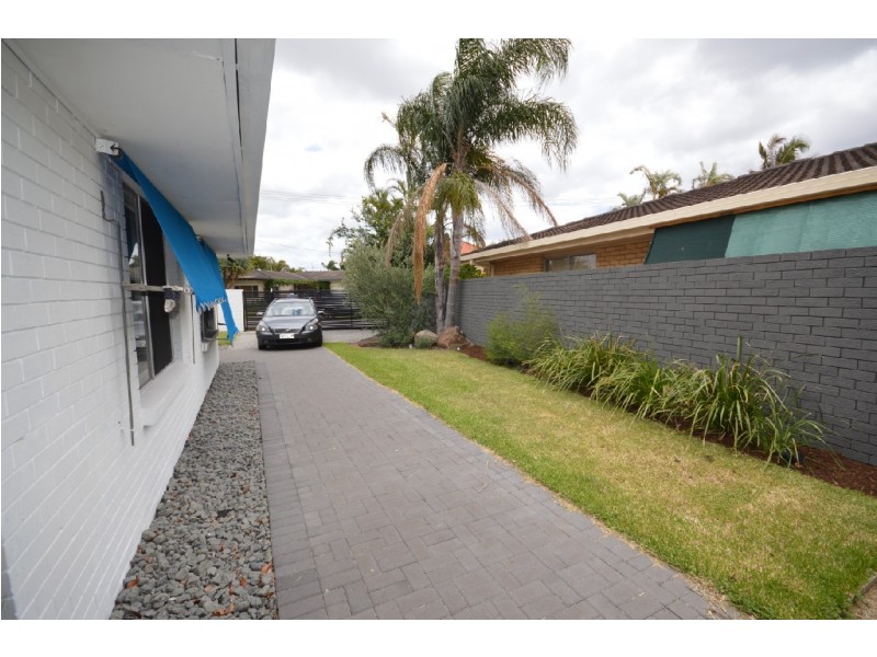 11 The Lido, Isle Of Capri QLD 4217