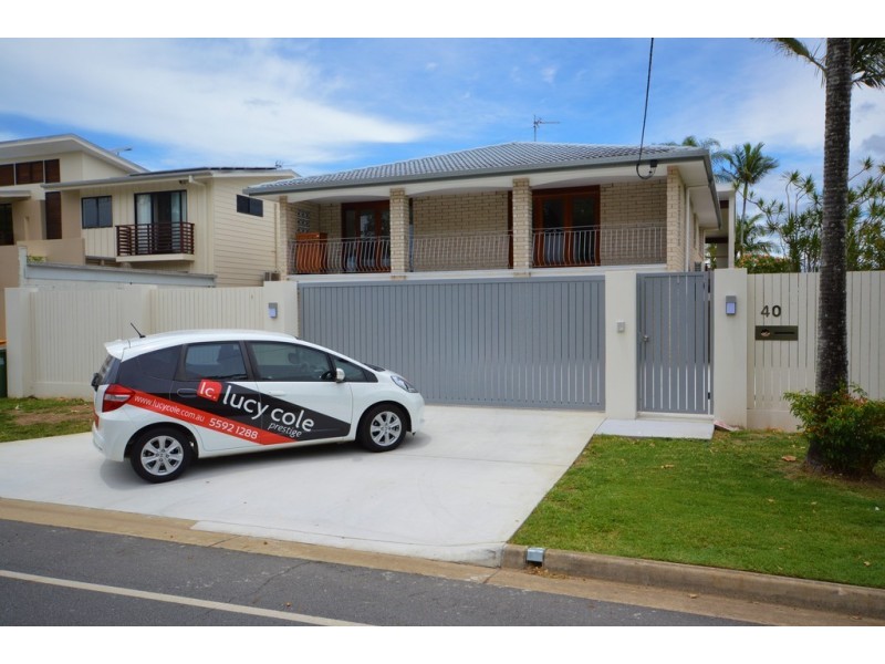 40 Freemar Street, Broadbeach Waters QLD 4218