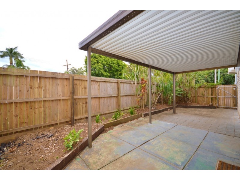 40 Freemar Street, Broadbeach Waters QLD 4218