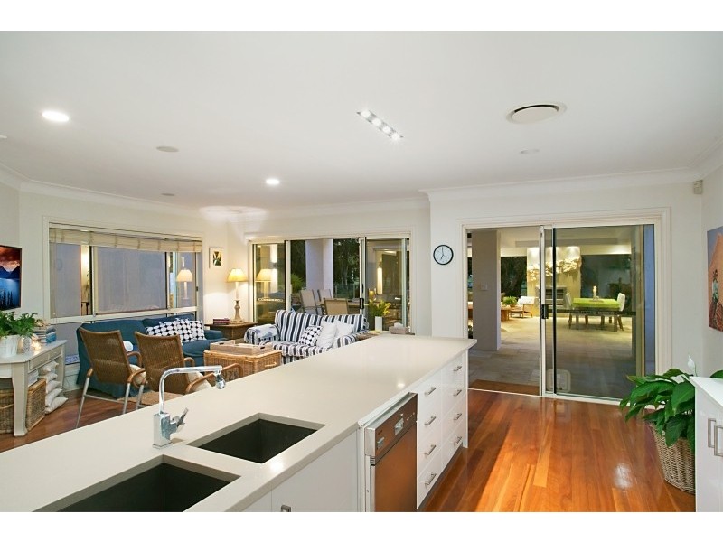 82/40 Cotlew Street East, Southport QLD 4215