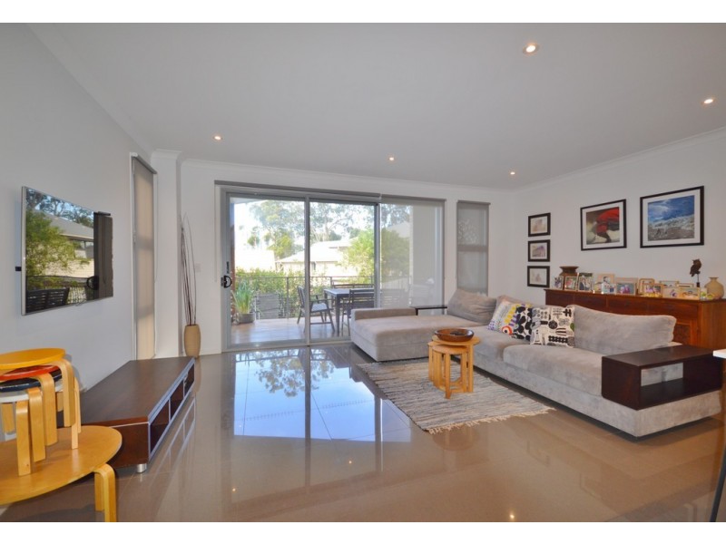 1/19 Charlton Street, Southport QLD 4215