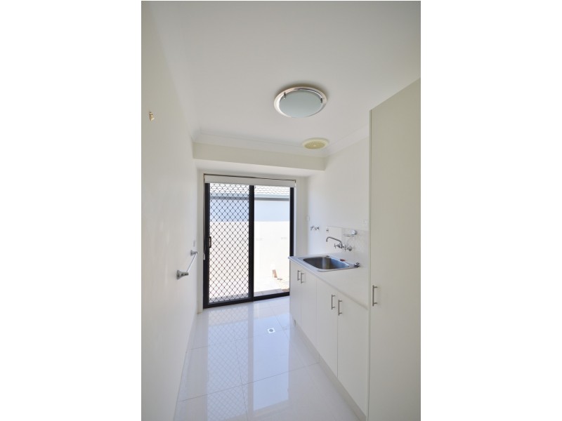 54/40 Cotlew Street, Surfers Paradise QLD 4217