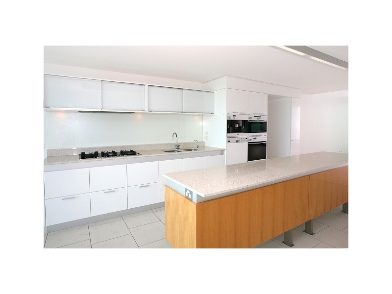 7603/2 Ephraim Island, Paradise Point QLD 4216