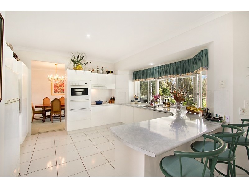 55 Chichester Drive, Arundel QLD 4214