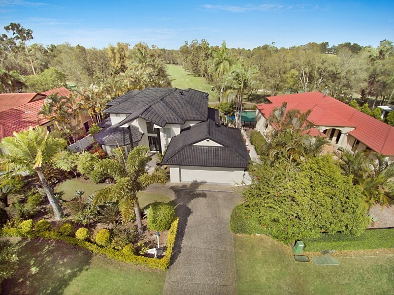 55 Chichester Drive, Arundel QLD 4214