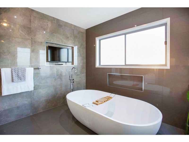 30 Sundown Place, Jacobs Well QLD 4208