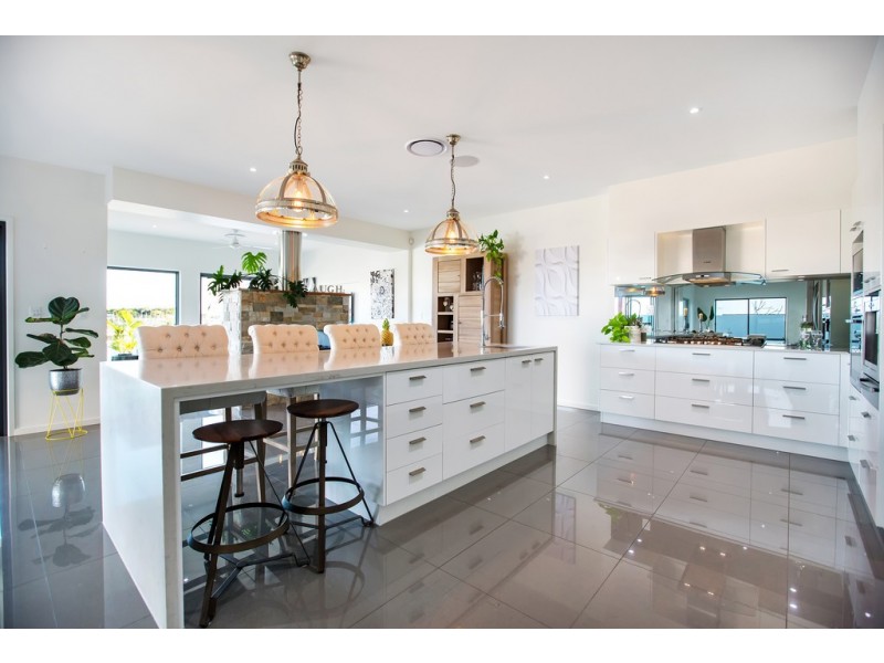 30 Sundown Place, Jacobs Well QLD 4208