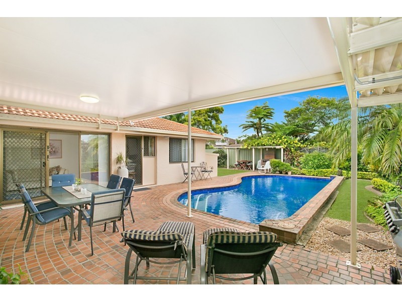 22 Intrepid Drive, Mermaid Waters QLD 4218