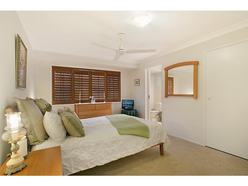 22 Intrepid Drive, Mermaid Waters QLD 4218