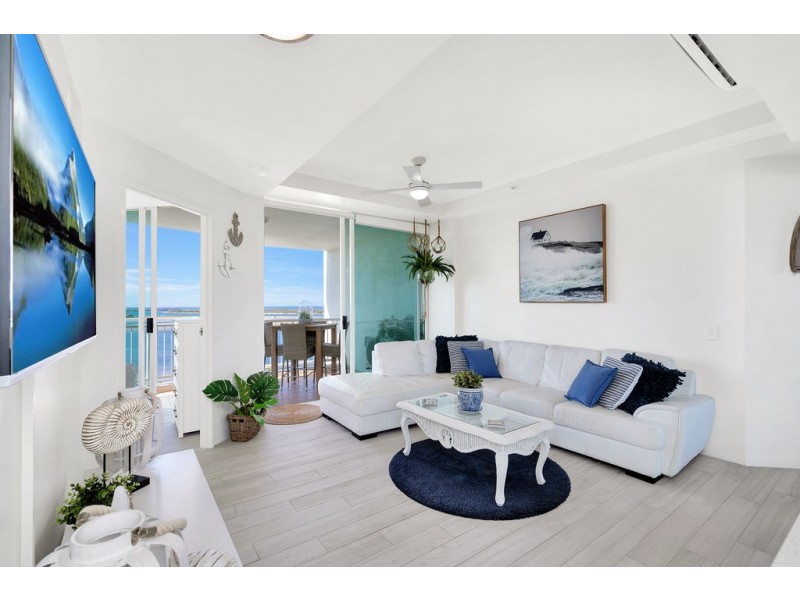 1101/182 ‘Crystal Bay’ Marine Parade, Labrador QLD 4215