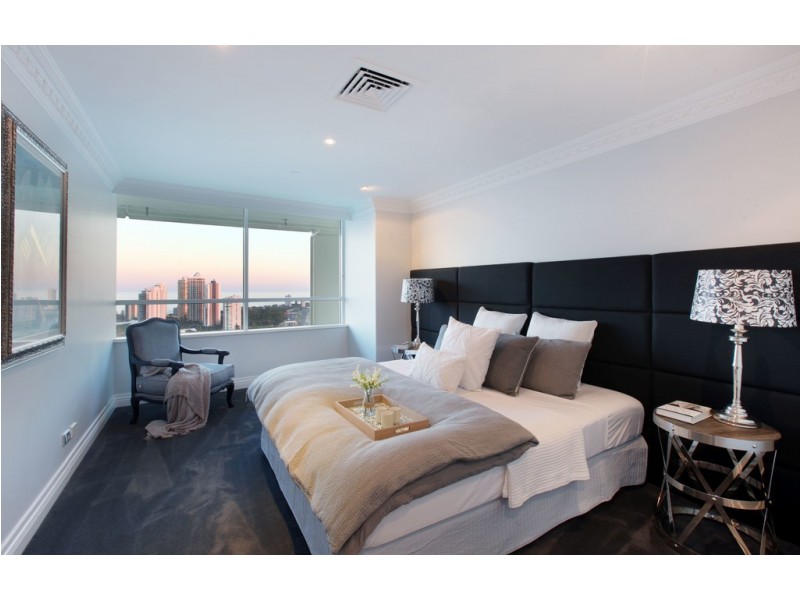 PENTHOUSE ‘RIVAGE ROYALE’ 75 Brighton Parade, Southport QLD 4215