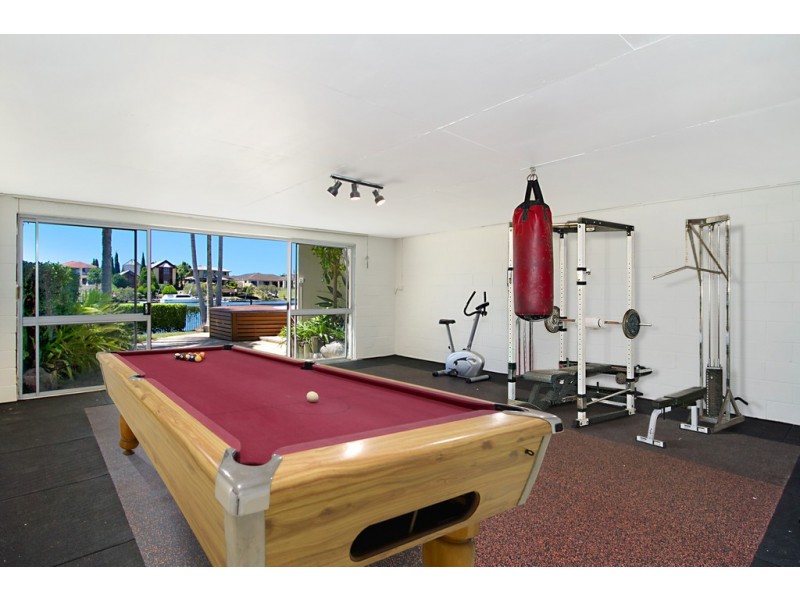 18 Garden Grove, Carrara QLD 4211